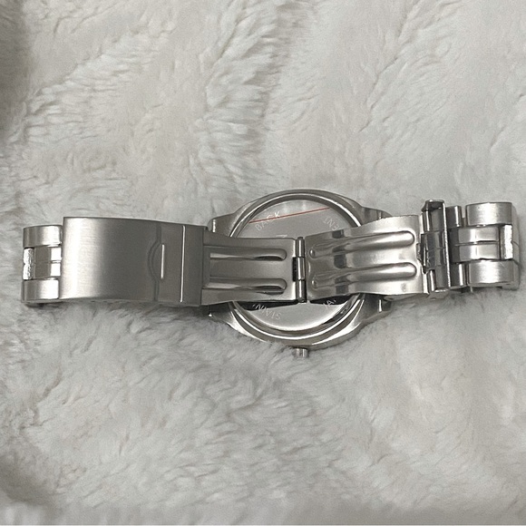 Hudson stainless steel back watch - Picture 6 of 10